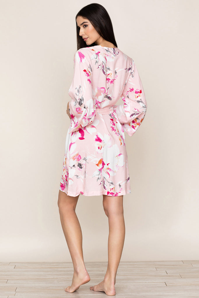 Dream Lover Bridesmaid Robe by Yumi Kim.  The kimono-inspired design and Love Is In The Air Cameo floral robe is perfect for bridesmaids on wedding day.

